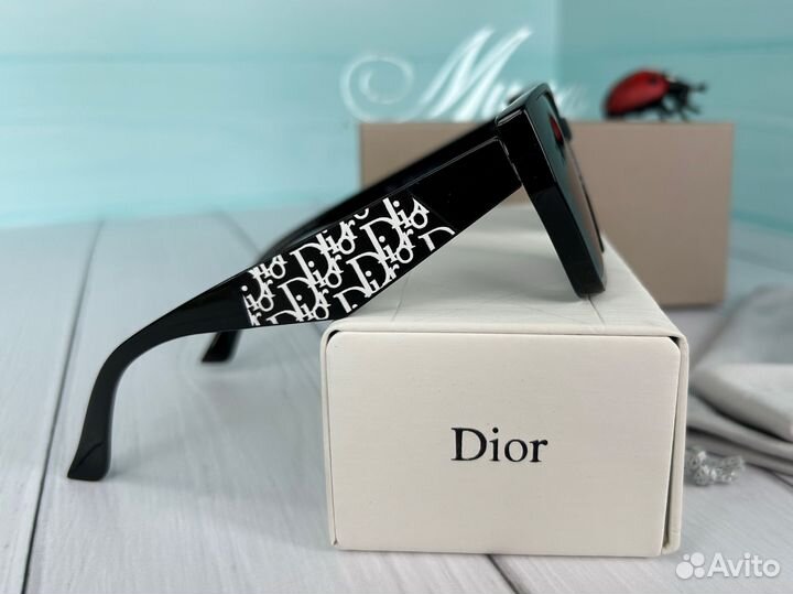 Женские солнцезащитные очки Dior брендовые