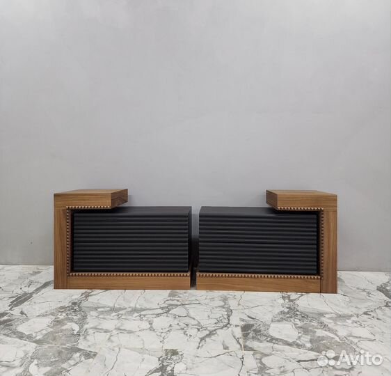 Тумба прикроватная