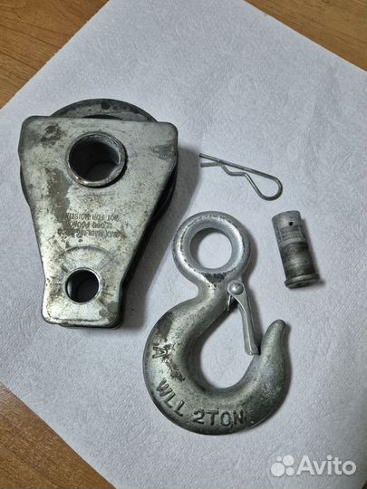 Блок с роликом