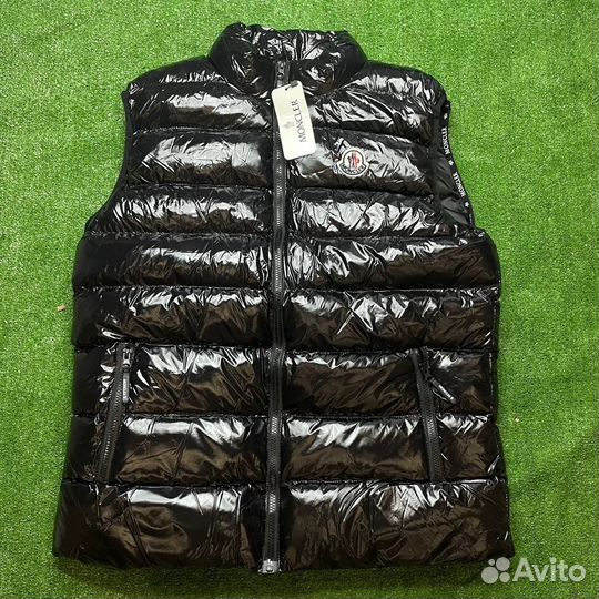 Жилетка Moncler глянцевая