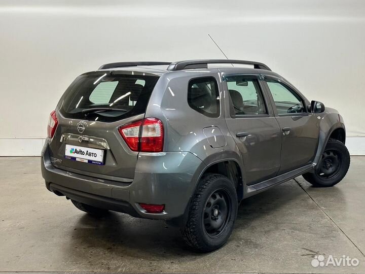 Nissan Terrano 2.0 AT, 2014, 150 000 км