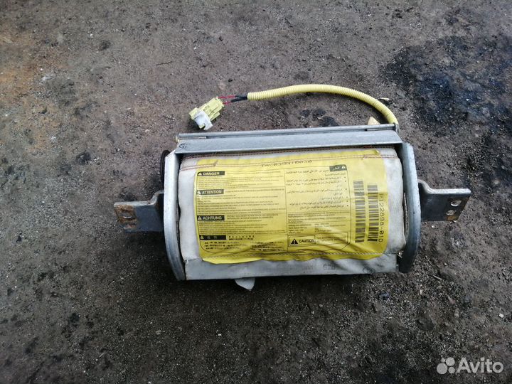 Подушка безопасности пассажира Toyota Hilux Surf