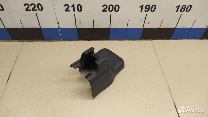 Крышка кронштейна сиденья Land Cruiser (150) -Prad