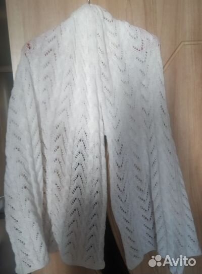 Вязаный ажурный палантин