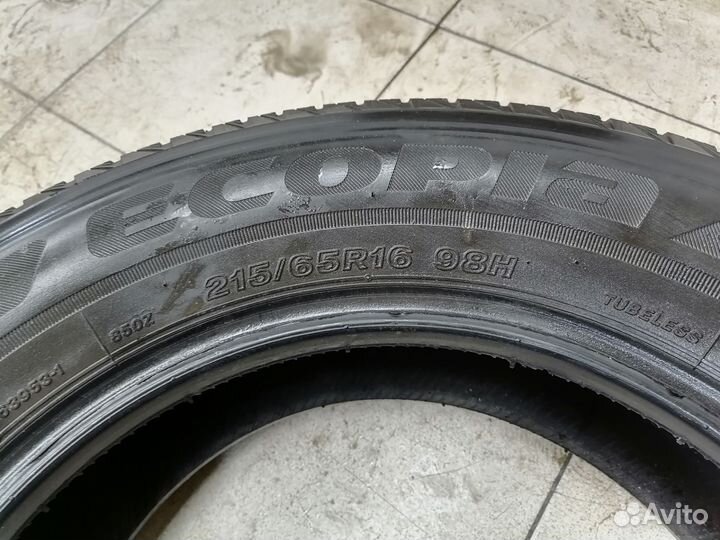 Bridgestone Ecopia EP850 215/65 R16