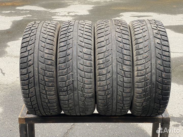 Kumho I'Zen KW22 215/60 R16