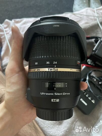 Canon EOS 70D (+объектив Tamron, вспышка, сумка)