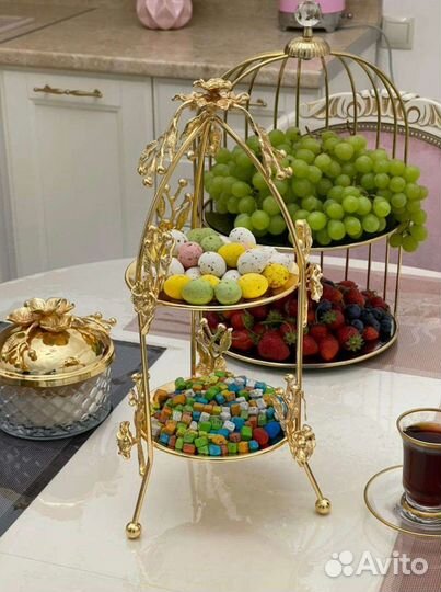 Менажница белая в золоте бренд Коралл