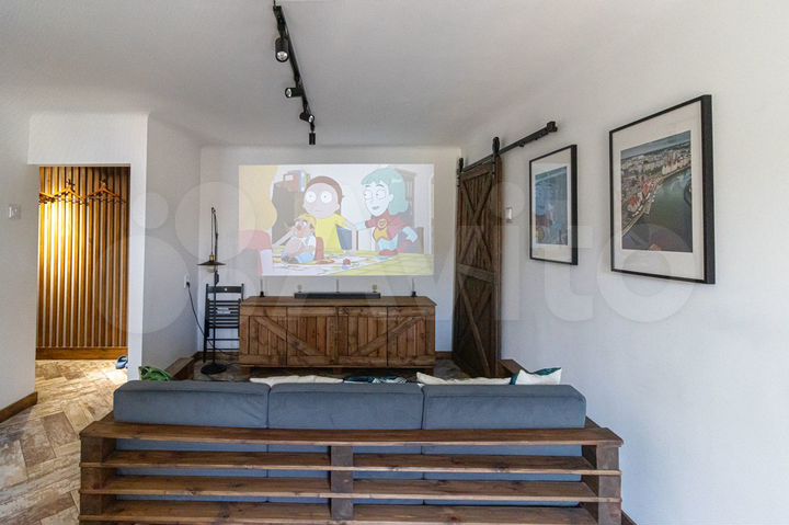 2-к. квартира, 46 м², 4/4 эт.