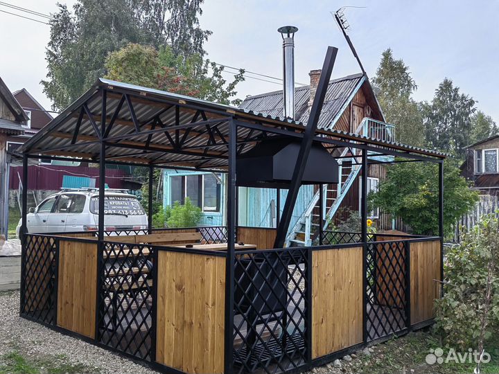 Беседка с мангалом