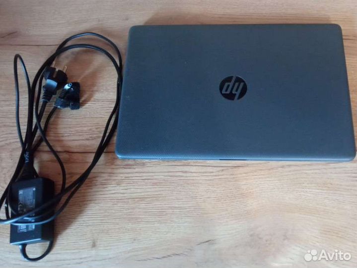 Ноутбук HP 15-gw0040ur