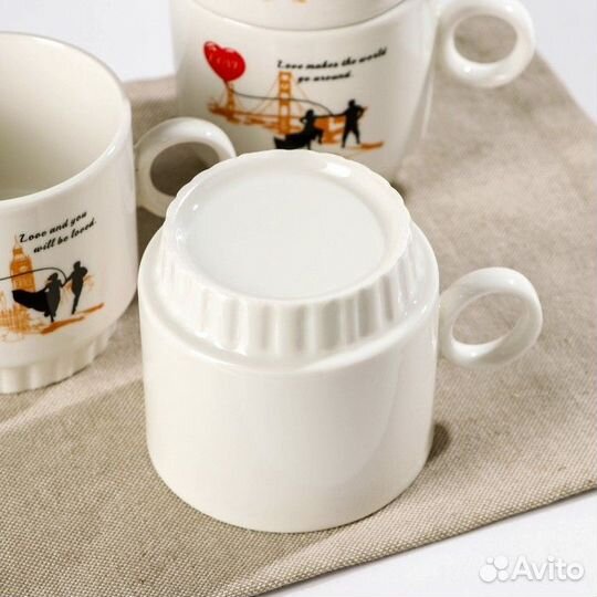 Набор кружек керамических на металлической подстав