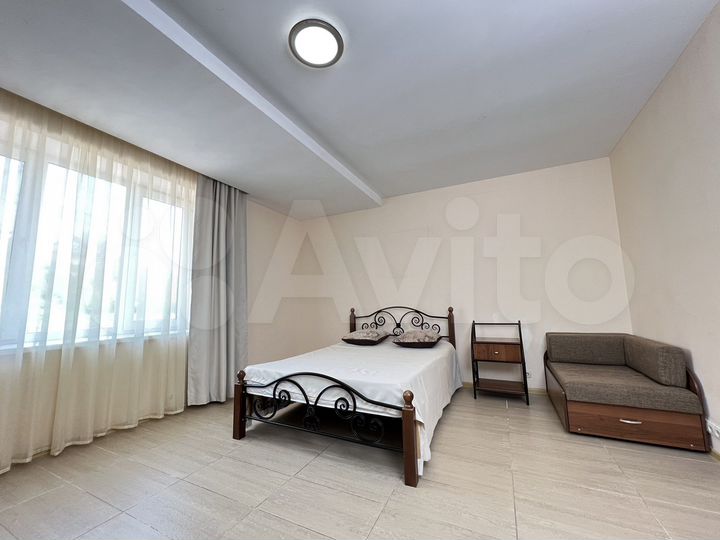 Комната 55 м², 2/4 эт.