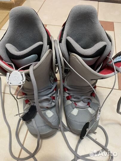 Сноубордические ботинки burton