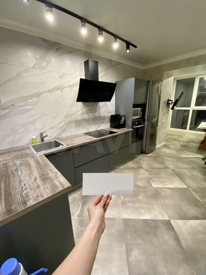 2-к. квартира, 54 м², 9/10 эт.