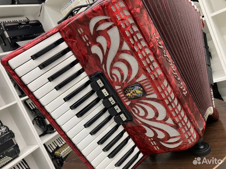 Аккордеон Weltmeister Caprice 3/4