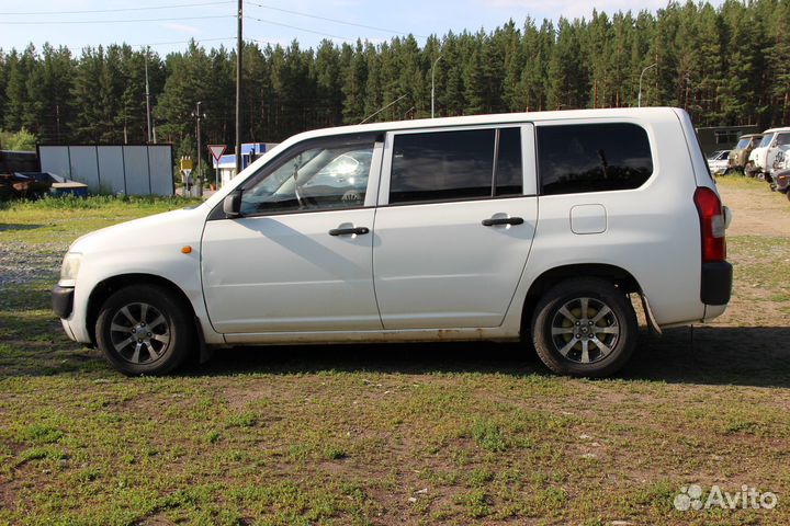 Toyota Probox 1.3 AT, 2002, 363 000 км