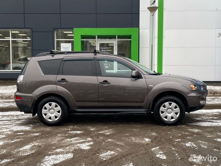 Mitsubishi Outlander 2.0 МТ, 2010, 181 268 км