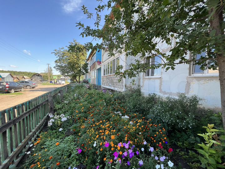 2-к. квартира, 53 м², 1/2 эт.