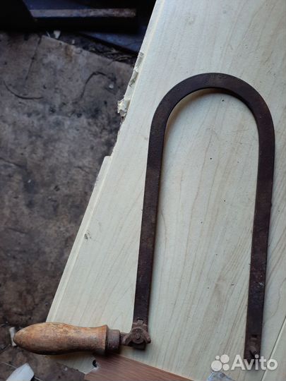 Лобзик ручной