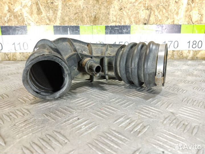 Патрубок воздушного фильтра Vaz 2114