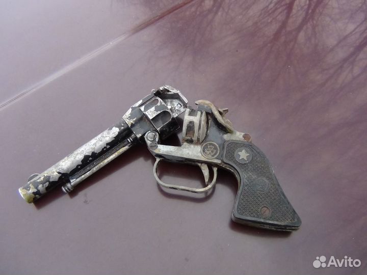 Игрушечный пистолет СССР