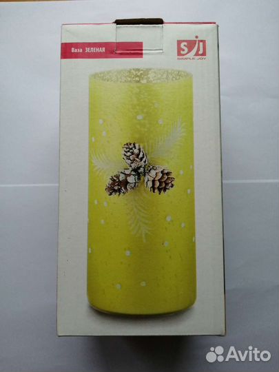 Ваза новая с декором шишки