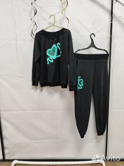 Костюм женский