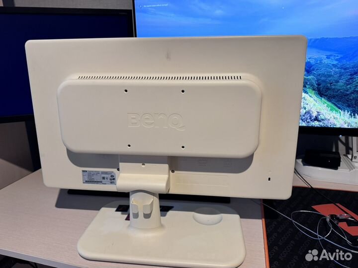 Монитор Benq
