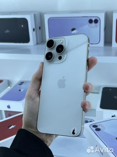 iPhone Xr в корпусе 15 pro 64 gb