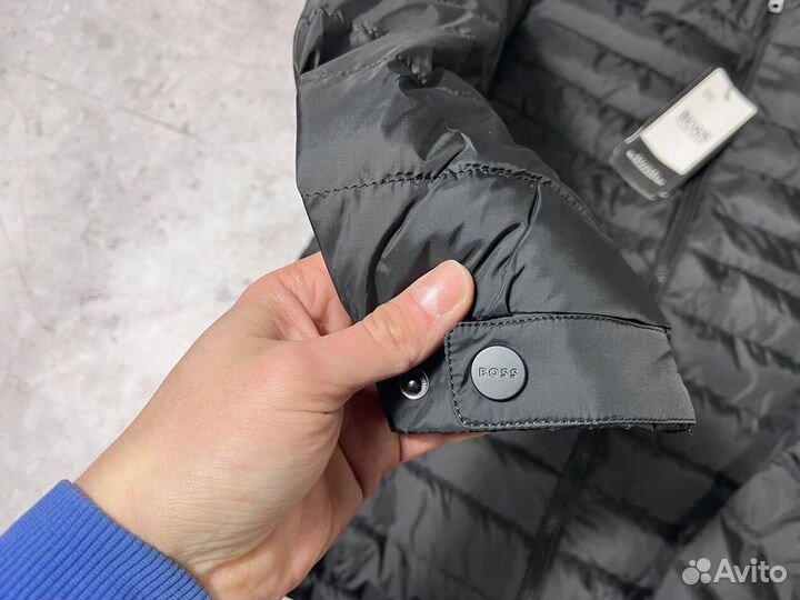 Куртки Hugo Boss