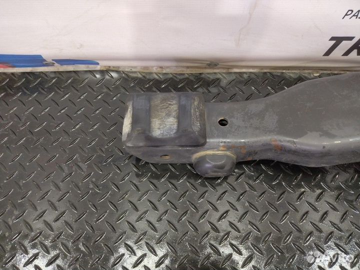 500398882 Кронштейн задних амортизаторов кабины