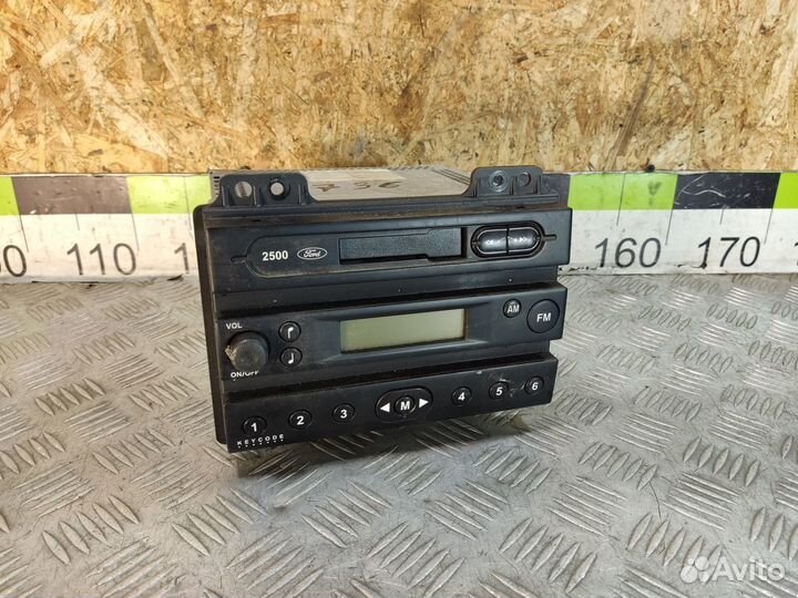 Магнитола Ford Fiesta 2001-2008