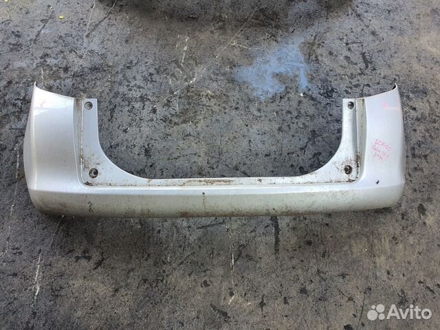 Бампер зад c Toyota Ractis SCP100 2SZ-FE