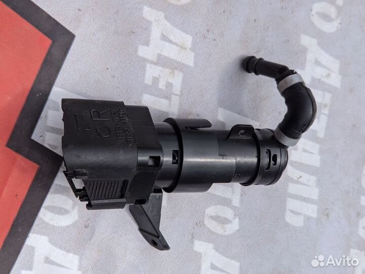 Форсунка омывателя фары правая Mazda 3 BL Мазда 3