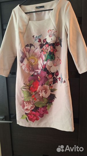 Платье женское