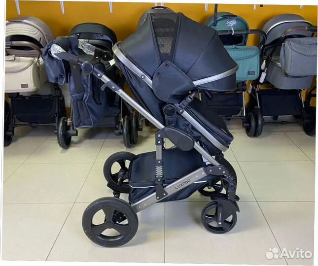 Коляска складывающаяся
