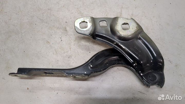 Петля капота Chevrolet Trax 2023, 2023