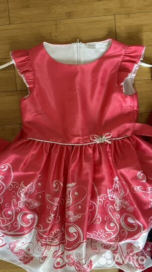 Компоект платьев для девочки 6-7 лет