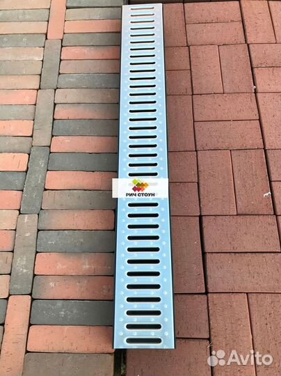 Пластиковые водоотводные лотки