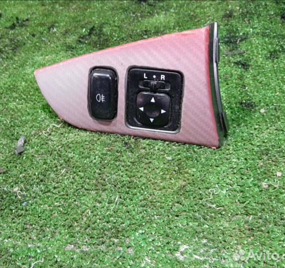 Кнопка регулировки зеркал Mitsubishi Lancer