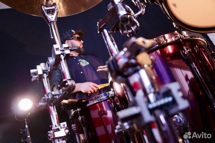 Преподаватель по барабанам