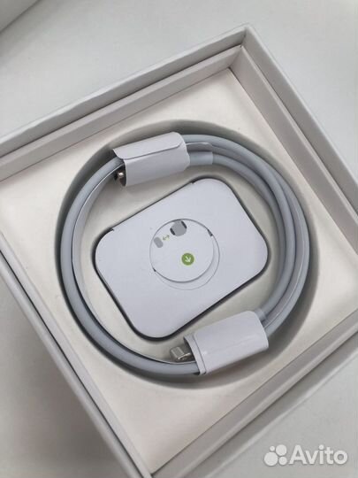 Airpods про