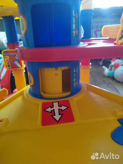 Парковка для машинок полесье