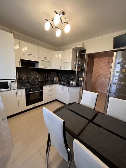 2-к. квартира, 54,4 м², 4/5 эт.