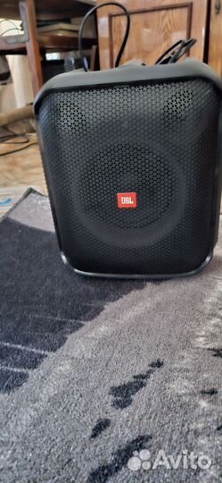 Акустические колонки jbl напольные