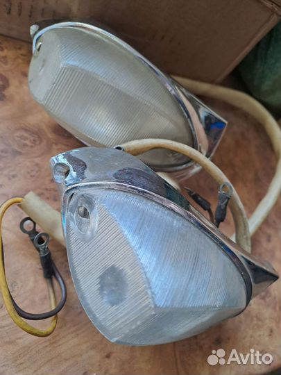 Поворотники передние Москвич 2140