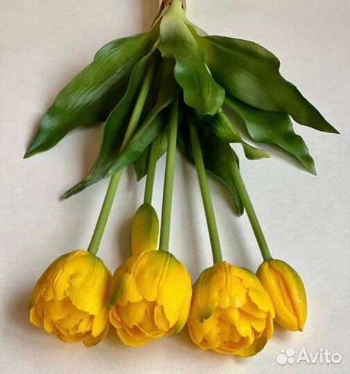 Искусственные тюльпаны