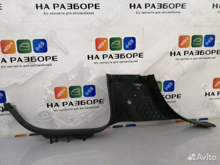 Накладка на порог внутренняя правая Volkswagen