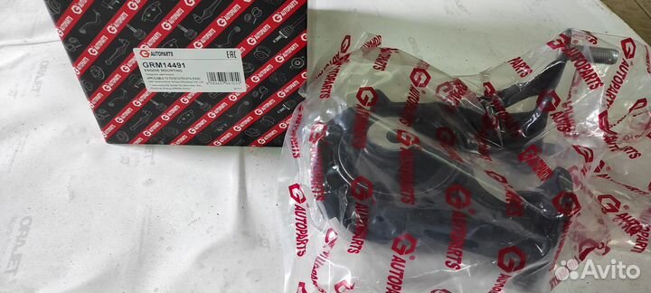 Подушка двигателя toyota
